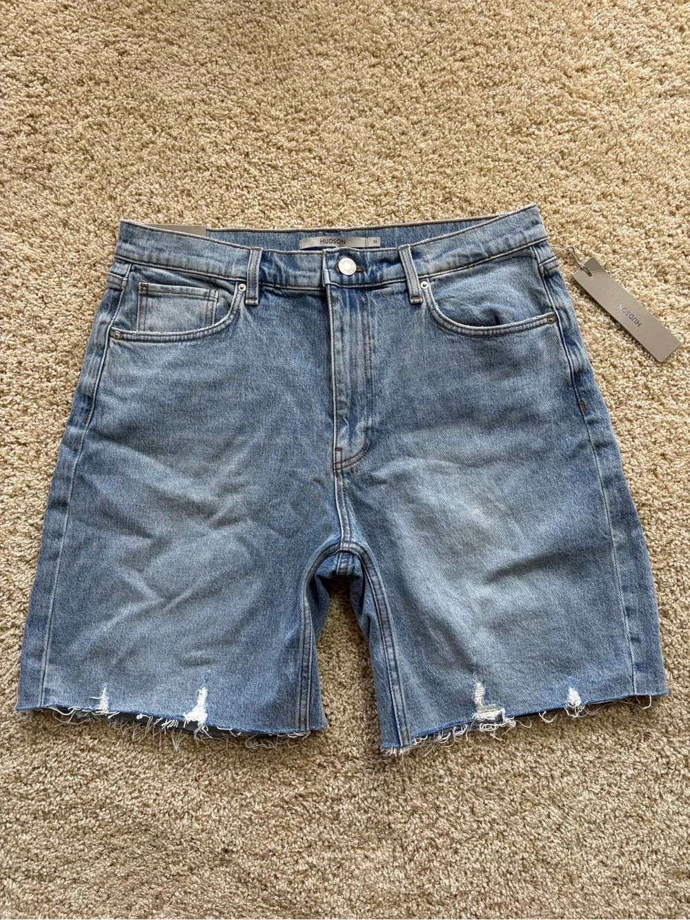 Hudson Jeans London Low-Rise Long Shorts 30 Blue Eyes Raw Cutoff Bermuda